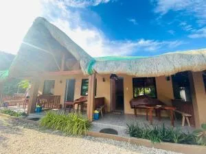 Cozy Couples Getaway in Pagudpud for 4 Pax - Pagudpud