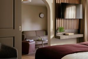 SCHLOSS Zermatt - CBD & Adaptogenic Spa and Sport Hotel