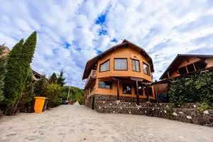 Vila Piramida - 索洛特维诺