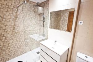 Lovely Ground Floor 2 Bed with Golf Course Views