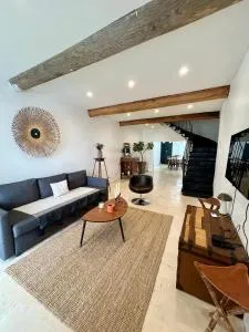 Maison de Village - Standing - Centre Historique - 西让