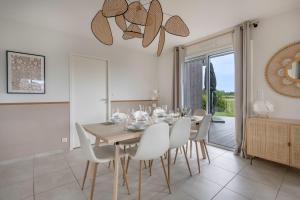 Maisons de vacances A 650m du bord de mer, belle maison neuve pour 8 : photos des chambres
