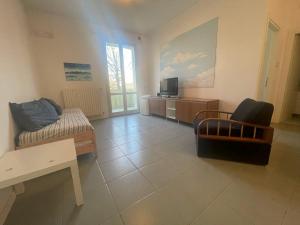 59 Igea Marina Bilocale vicino al mare