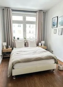 Lovely City Apartment with Balcony, central - Neu Lokstedt