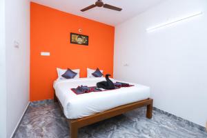 La Piscine Farm House