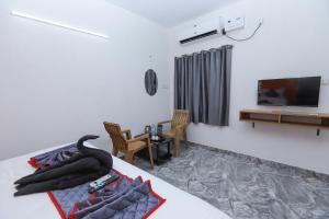 La Piscine Farm House