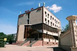 Belon Life Hotel - Zaozërnyy