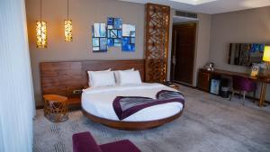 Large Family Room room in Gold Majesty Hotel