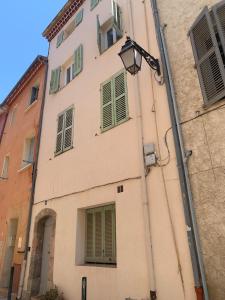 Le Charvet, Studio cosy en plein cœur de Hyères