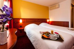 Hotels Brit Hotel Agen - L'Aquitaine : Chambre Lits Jumeaux Climatisée