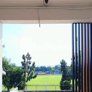 DWaru Homestay Syariah near Jl Slamet Riyadi Mitra RedDoorz