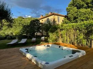 A Casa là l'Aiola, Villa with Jacuzzi and AC - Piegaro