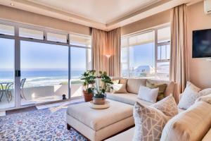 Hermanus Beachfront Lodge