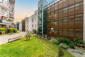 Park Jerzmanowskich Comfort Apartment by BookingHost