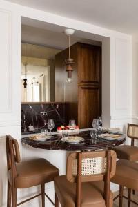 Porte Maillot - Luxe