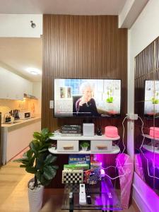 CD Staycation - Unit 6 at Trees Residences