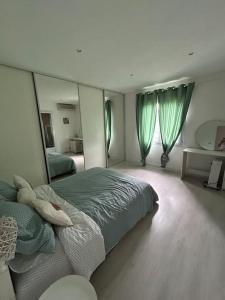 Villas Belle Villa 5P, piscine : photos des chambres
