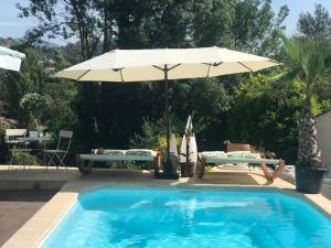 Villas Belle Villa 5P, piscine : Villa 2 Chambres