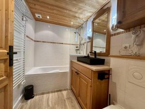 Studio La Baie des Voiles vue lac et montagne