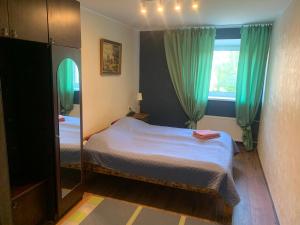 K76 - Very Nice 2-bedrooms Apartment -2 big beds-1 single bed