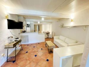 Appartements Angelina, coeur du village, calme, proches restaurants et supermarche : photos des chambres