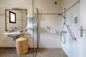 Hotels Hotel Le Branhoc - Brit Hotel Auray : photos des chambres