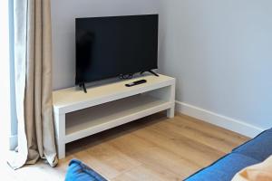 Dings House With FREE Parking In Super Central South West City Location By STAE-Homes
