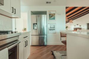 Vista El Pomar-Luxe Hill Top Home