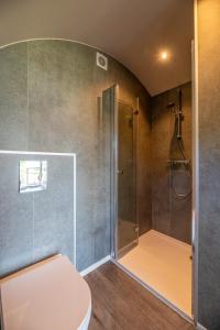 Tiny Natuurlodge Graspieper met vrij uitzicht over landerijen