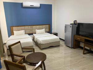 Home Station Hotel