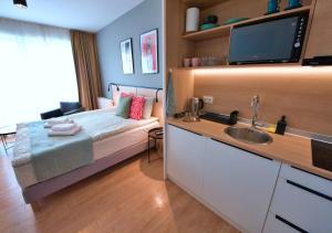 BK Aparthotel Praga - National Stadium - Comfortable Apartment for 4 people
