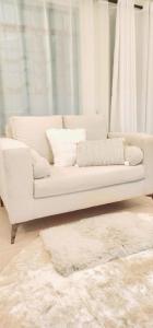 Golden Touch Luxury Superior