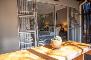 Tidewaters River Lodge