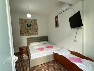 White Stone Apartments Ksamil