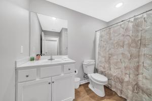 Stonecrest 722, Modern 2Bd Apt I Parking I Gym