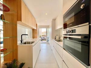 Reina Sofia 53 port and sea view