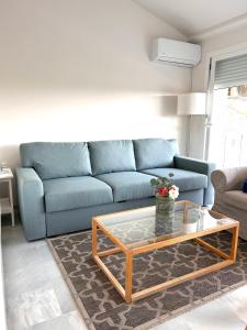 732 Luminoso estudio en segunda linea de playa en Marbella