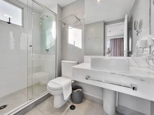 Hotel Itaim Piscina Elegante Prático