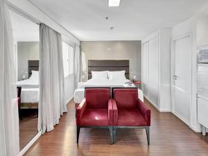 Hotel Itaim Piscina Elegante Prático