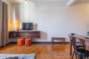 Apartamento em Frente ao HC na Av Dr Arnaldo