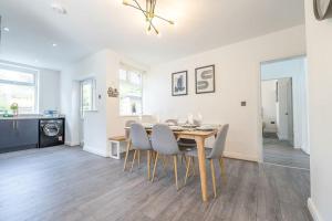 High Peak 5-Star Haven Gardens, Parking & WiFi