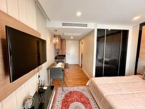 LAZY RESORT Studio in Dusit Grand Park