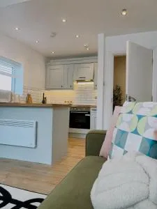 Eva Sands Apartment - 凯顿