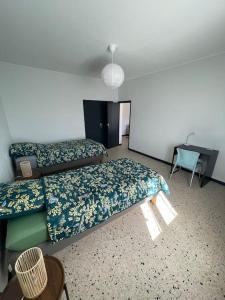 Maison 2 chambres 3 lits 4 couchages et extérieur