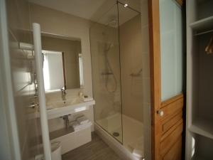 Hotels La Garance : photos des chambres