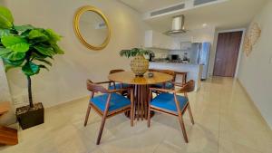 Espectacular condo Pie de Playa Vista al mar, en Camino al mar