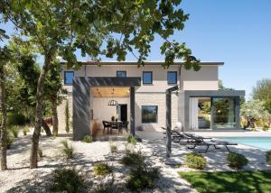 Villa Dajo by Vacay Villas