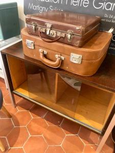 Calme et idéalement placé - 3-star hotels in Avignon