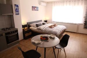 Modern apt in Dubec, ideal for couple
