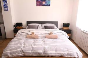 Modern apt in Dubec, ideal for couple 